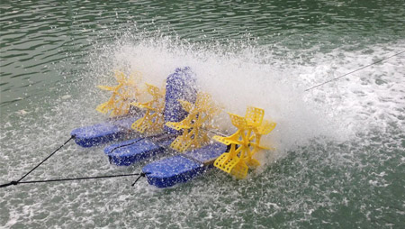 Le principe d'aération de l'aérateur d'étang à poissons